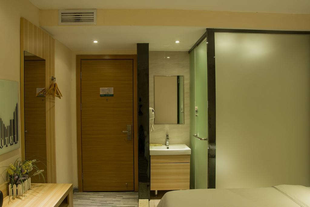 Denise Hotel Apartment Canton Chambre photo